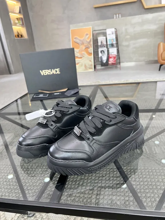 Versace Shoe 